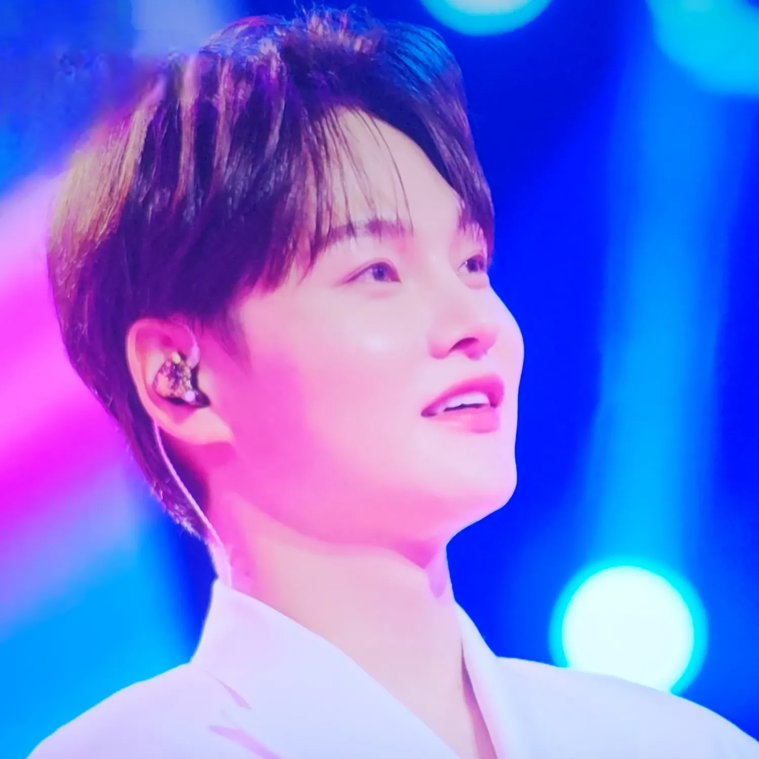 박서진의 비하인드 컷