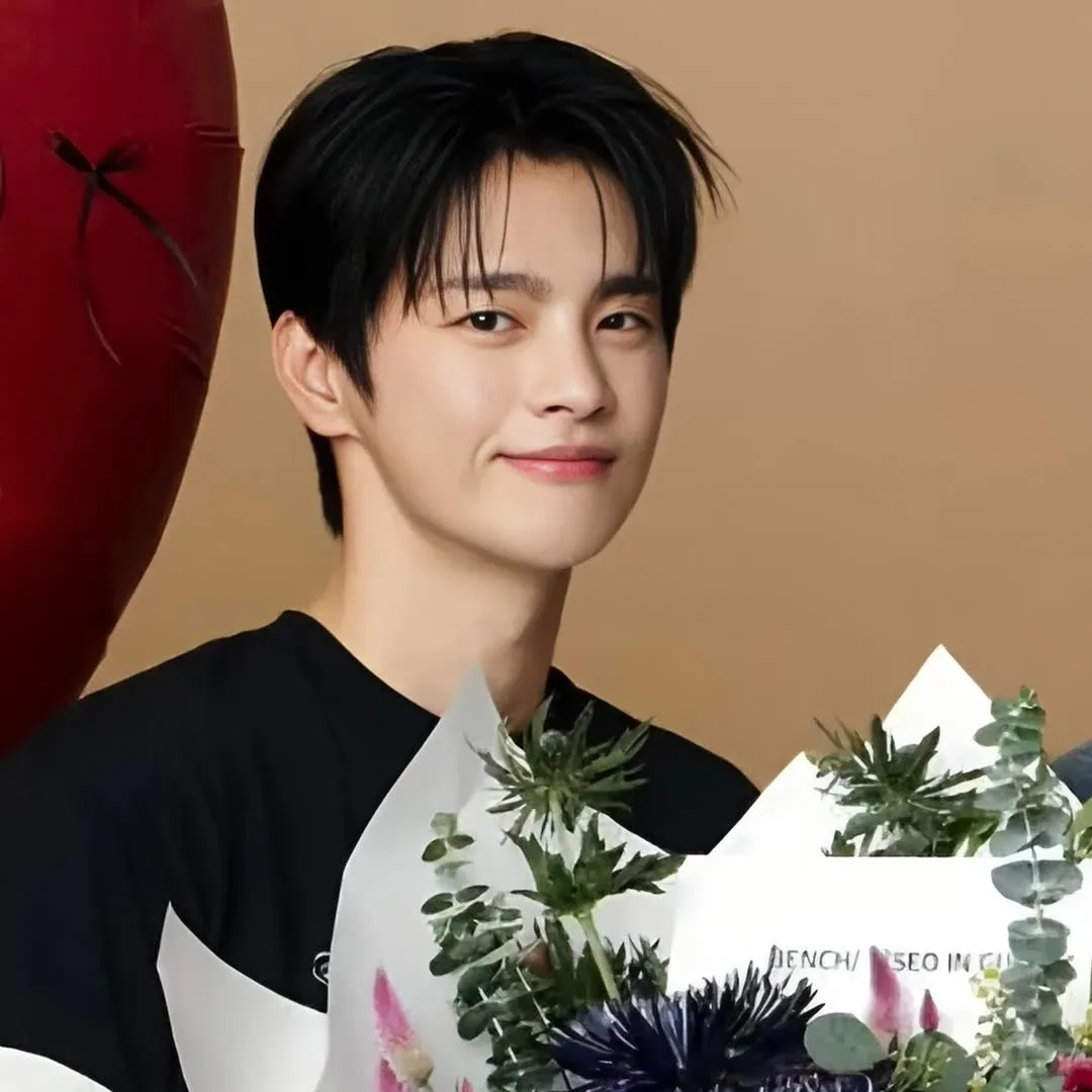 서인국 최근 활동샷