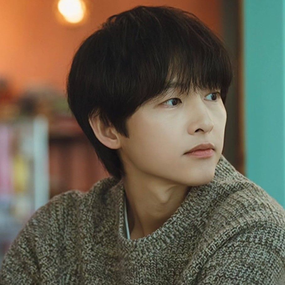 Foto terbaru dari Song Joongki