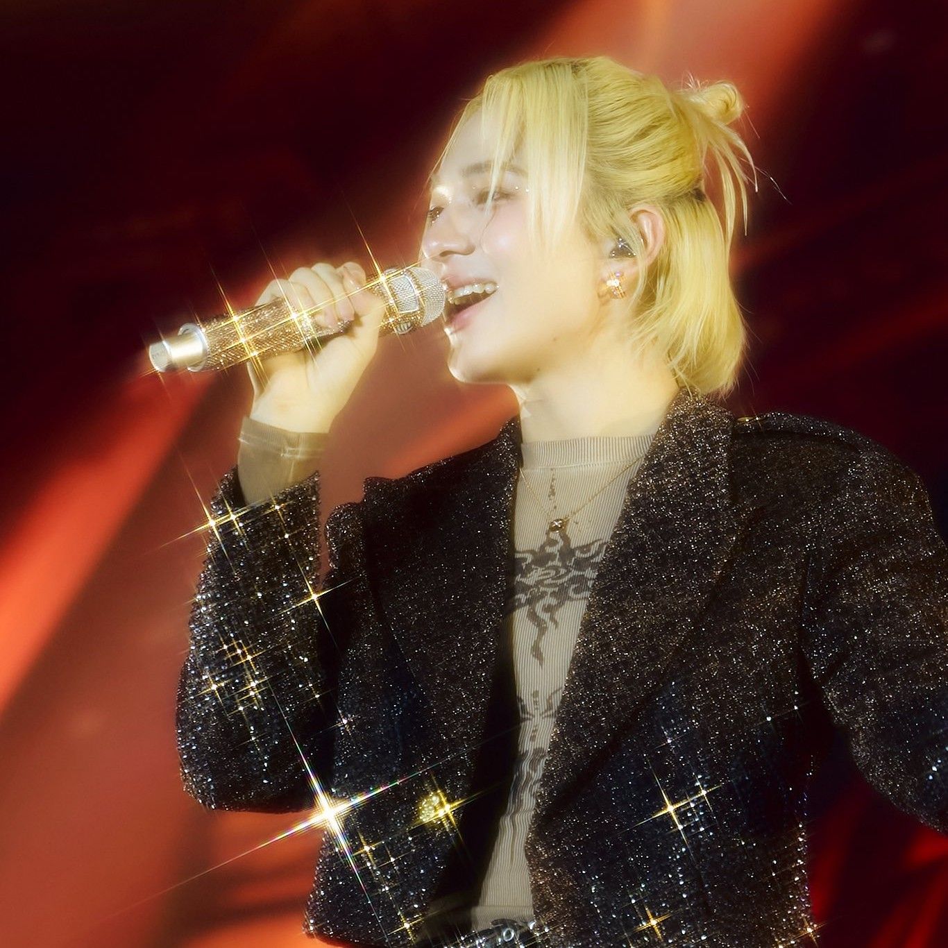 Behind-the-scenes cut of NuNew