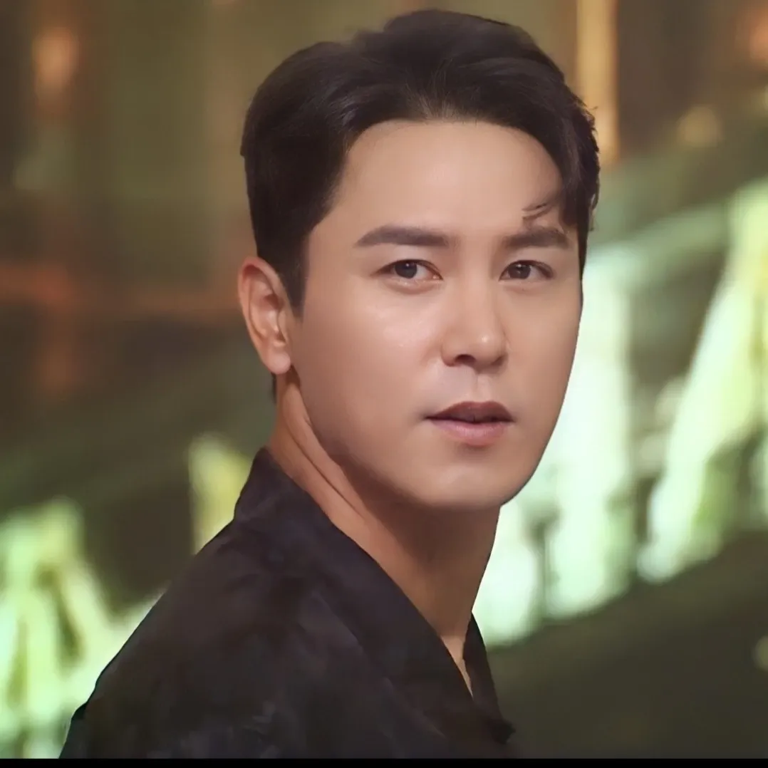 Recent activity shot of Jang Minho