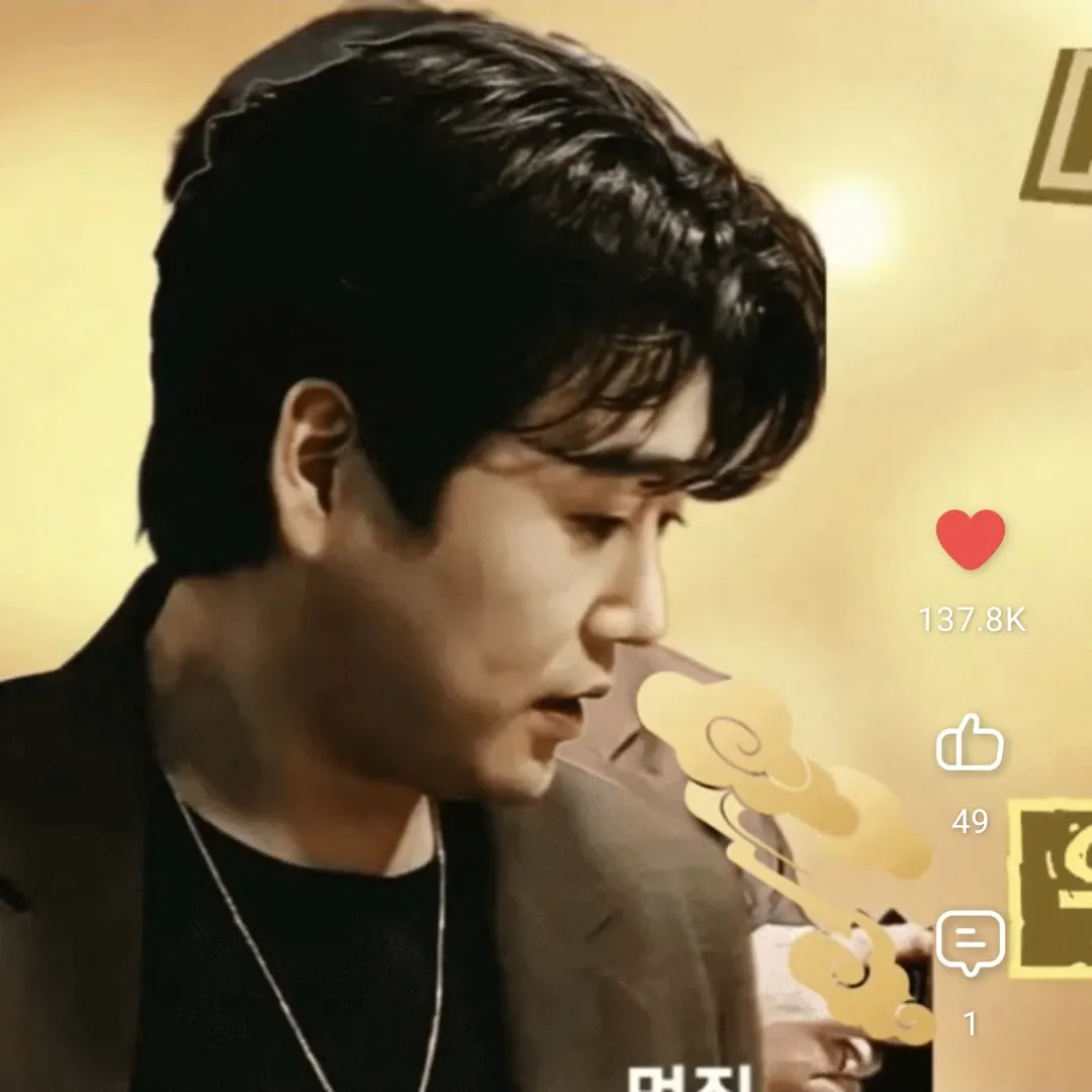 Cuplikan di balik layar dari Hwang Youngwoong