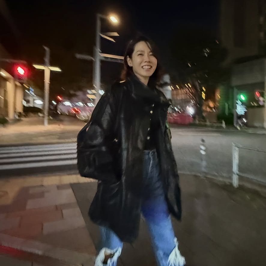 孙艺珍的最新照片