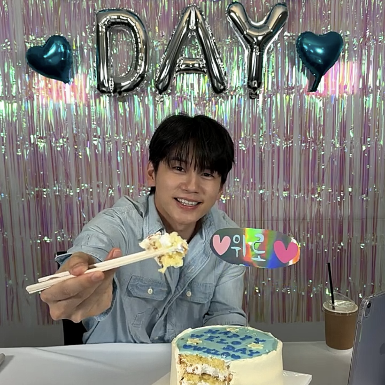 Foto terbaru dari Ong Seongwu