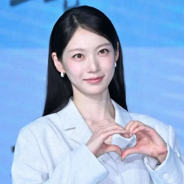 Behind-the-scenes cut of Gong Seungyeon