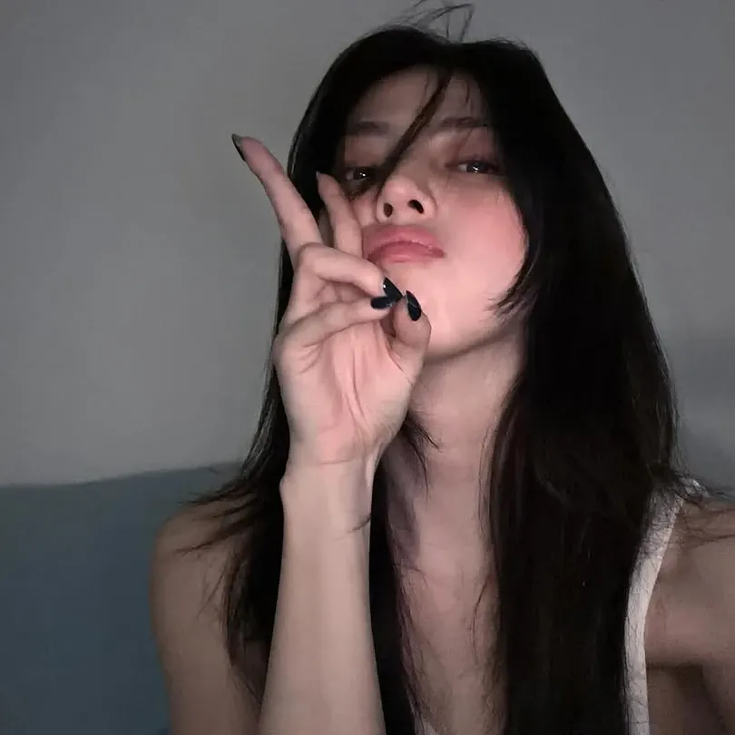 Recent activity shot of Han Sohee