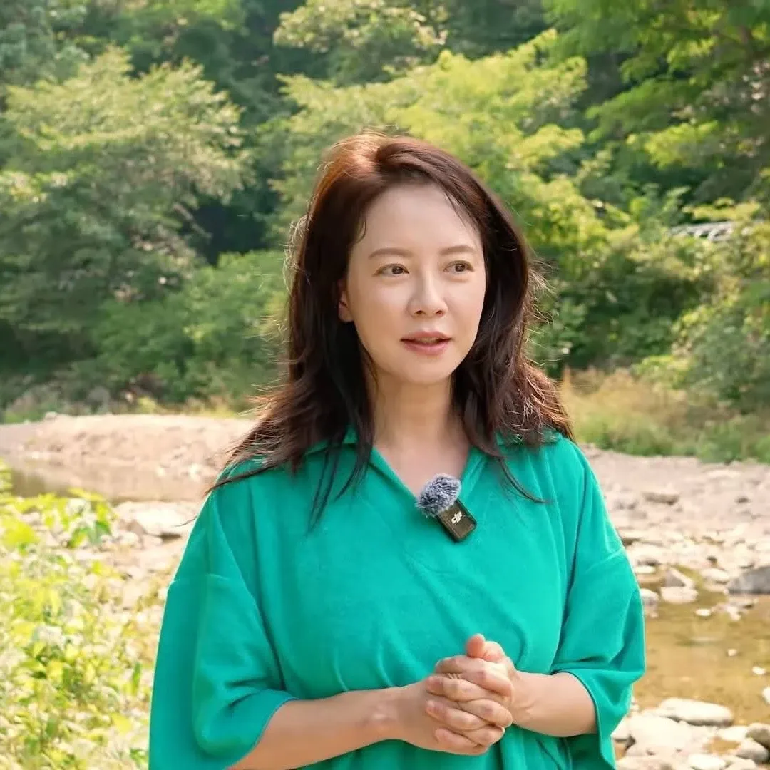 Momen yang diabadikan oleh penggemar Song Jihyo