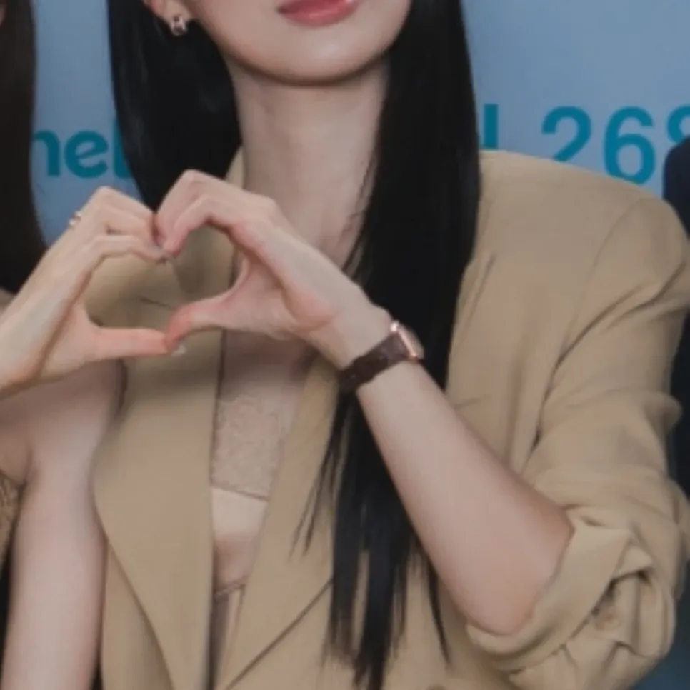 Latest photo of Bona