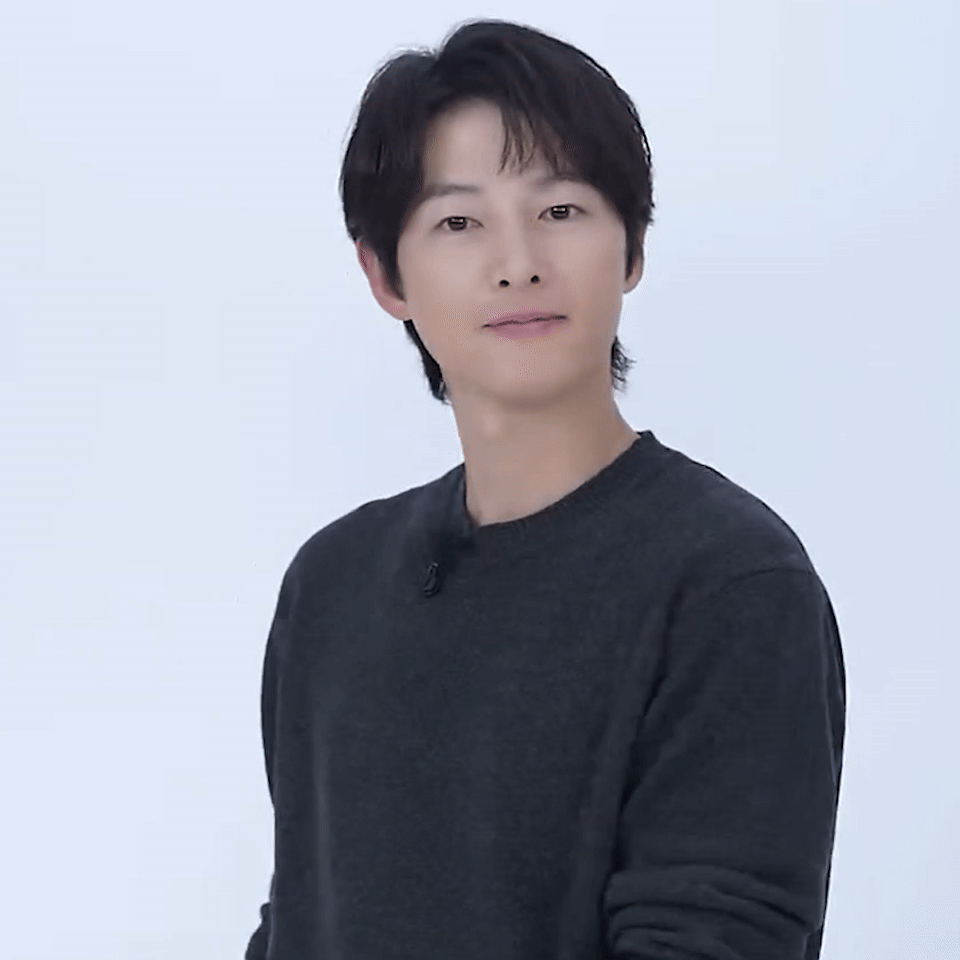 Momen yang diabadikan oleh penggemar Song Joongki