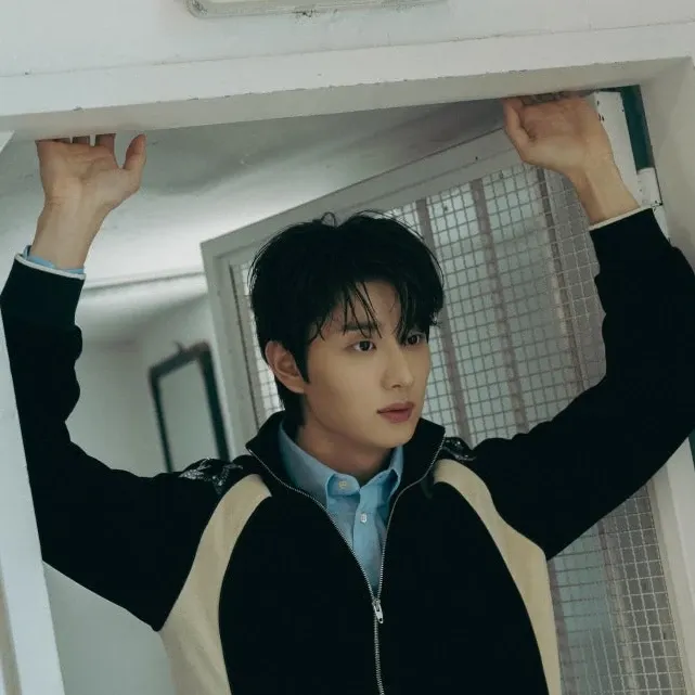 Recent activity shot of Kim Jaewon