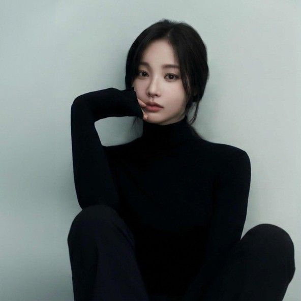Latest photo of Yeonwoo