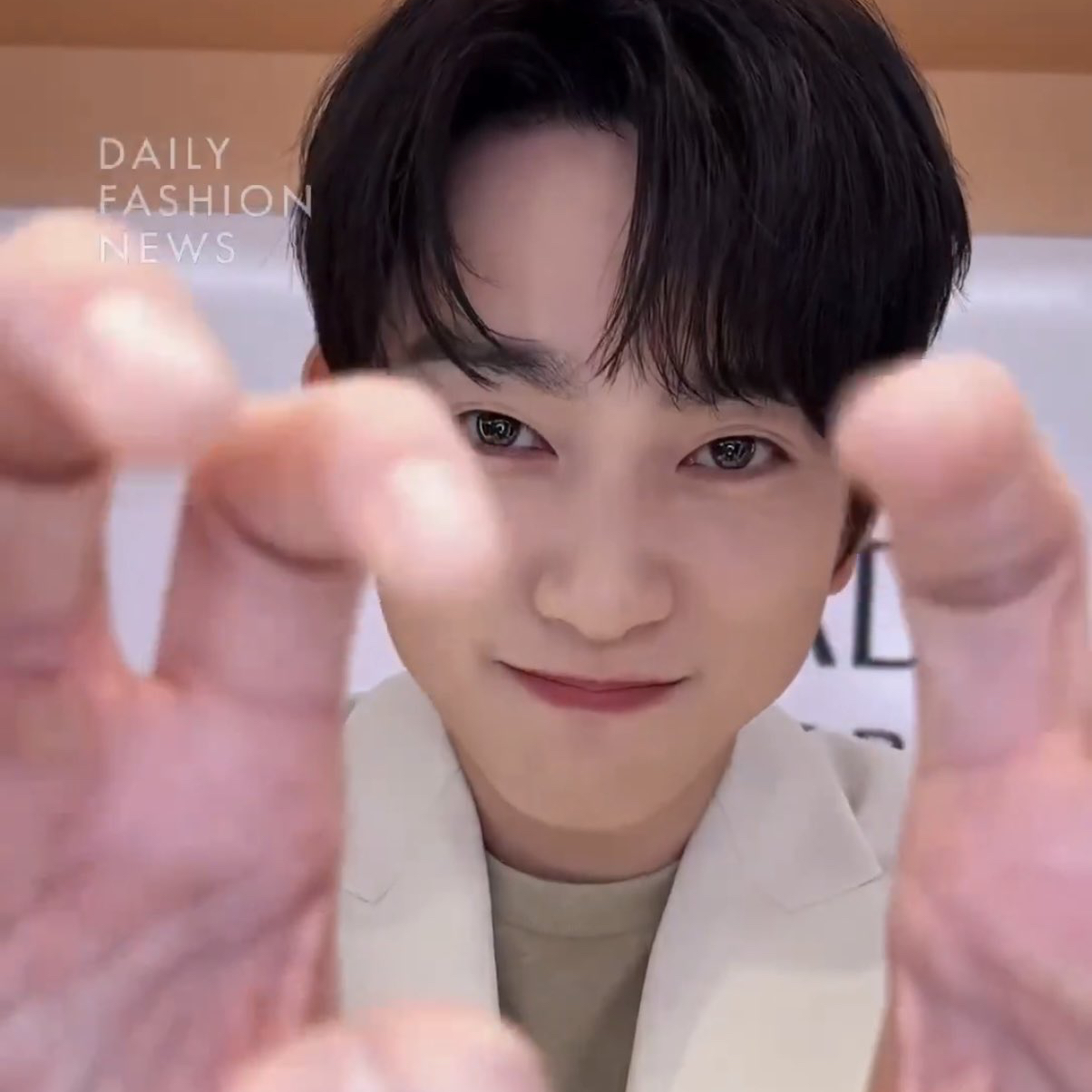 Momen yang diabadikan oleh penggemar Park Jinyoung