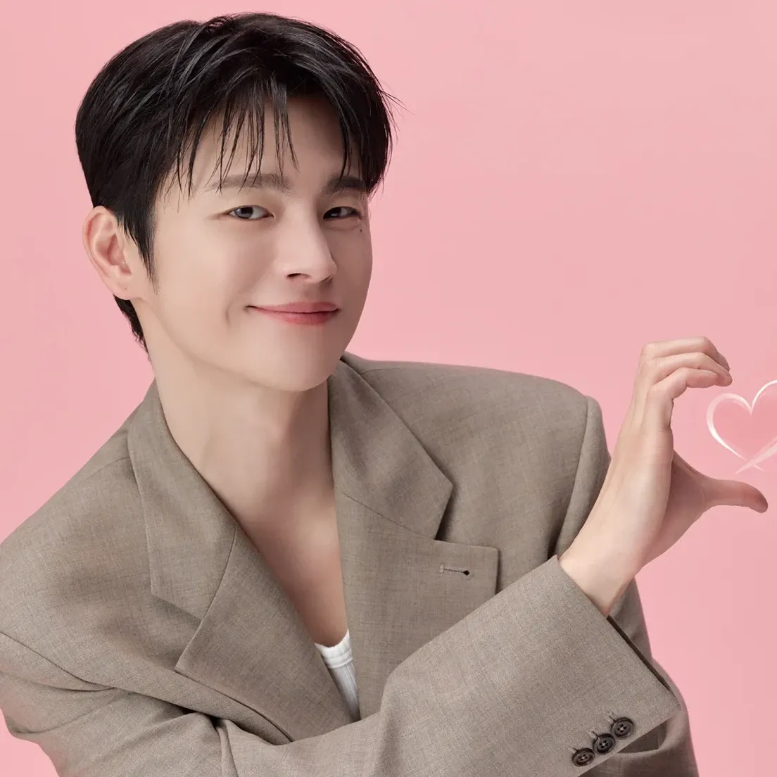 Recent activity shot of Seo Inguk
