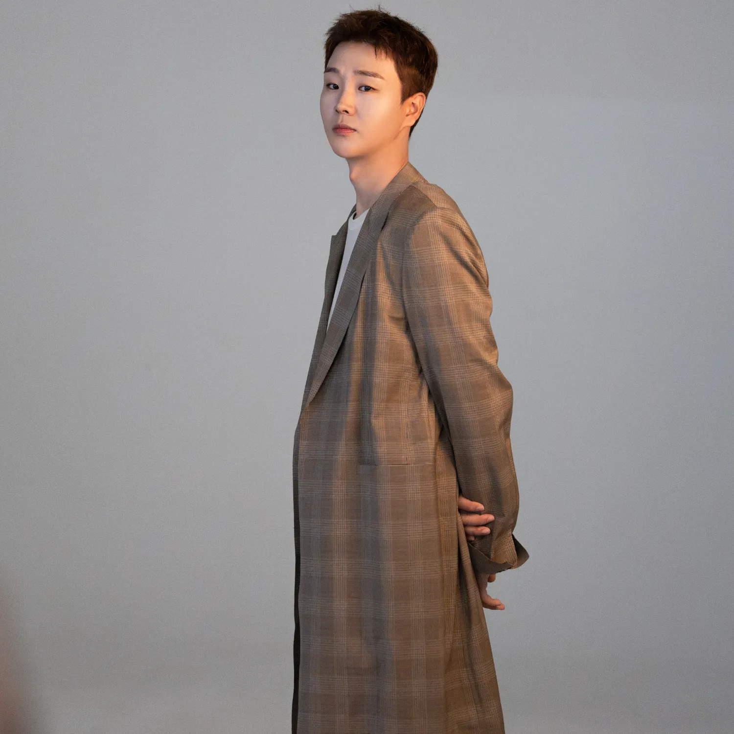 Behind-the-scenes cut of Song Minjun