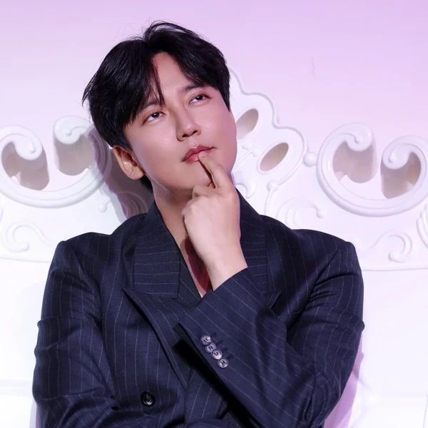 Popular profile image of Kim Namgil selected by vote