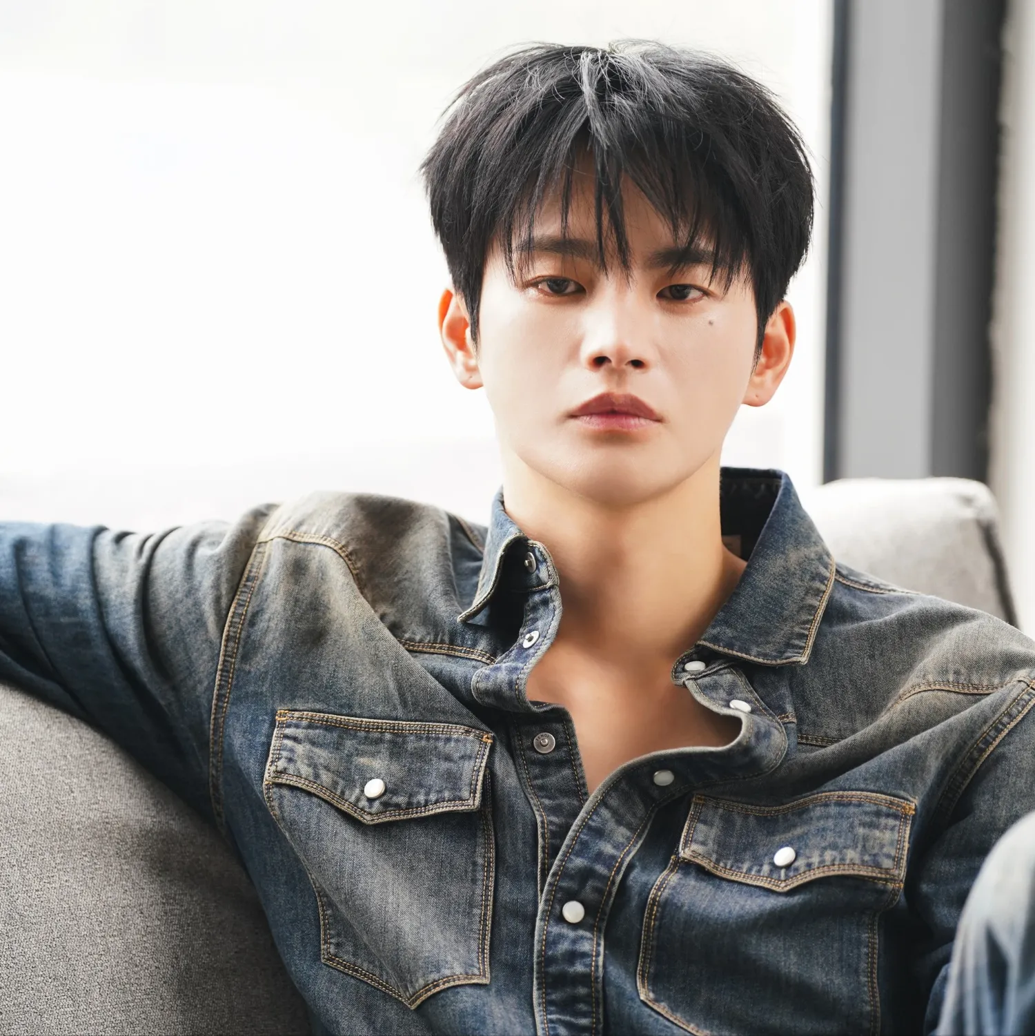 Behind-the-scenes cut of Seo Inguk