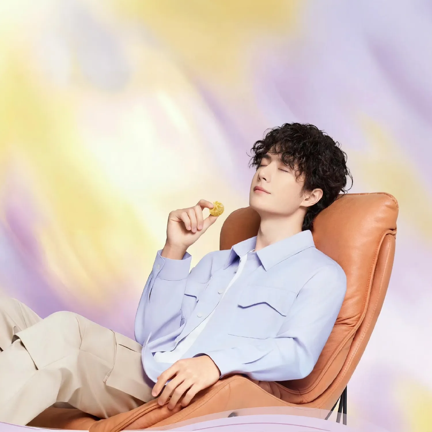 Behind-the-scenes cut of Wang Yibo