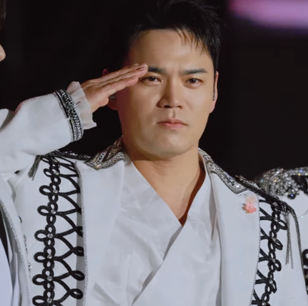 Recent activity shot of Cheonrokdam