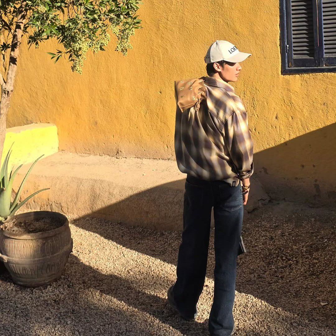 Behind-the-scenes cut of Tay Tawan Vihokratana