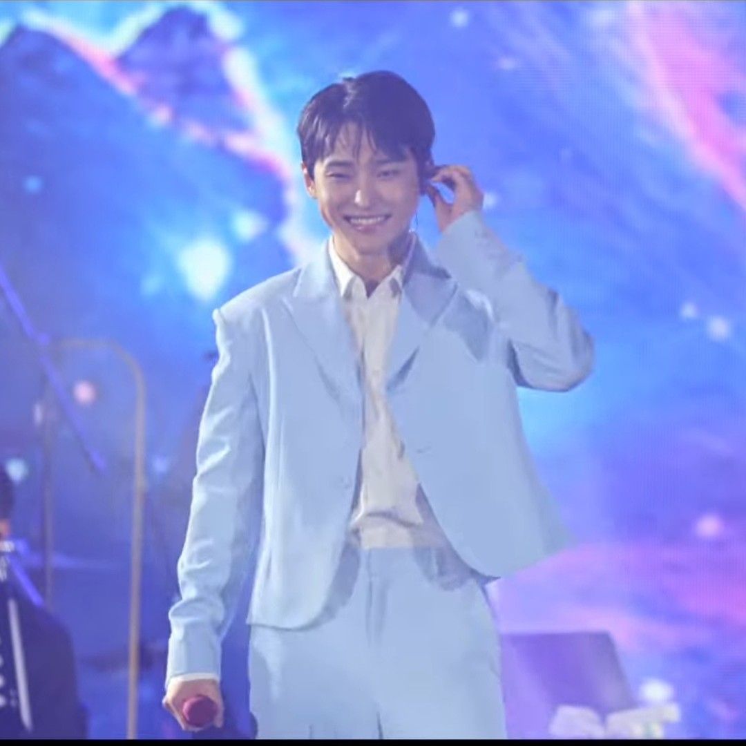 Latest photo of Seong Ri