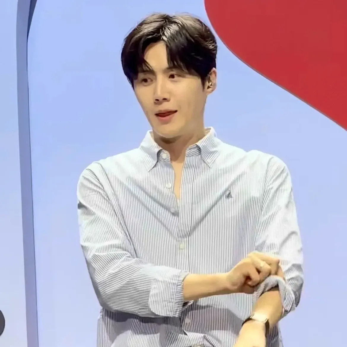 Cuplikan di balik layar dari Kim Seonho