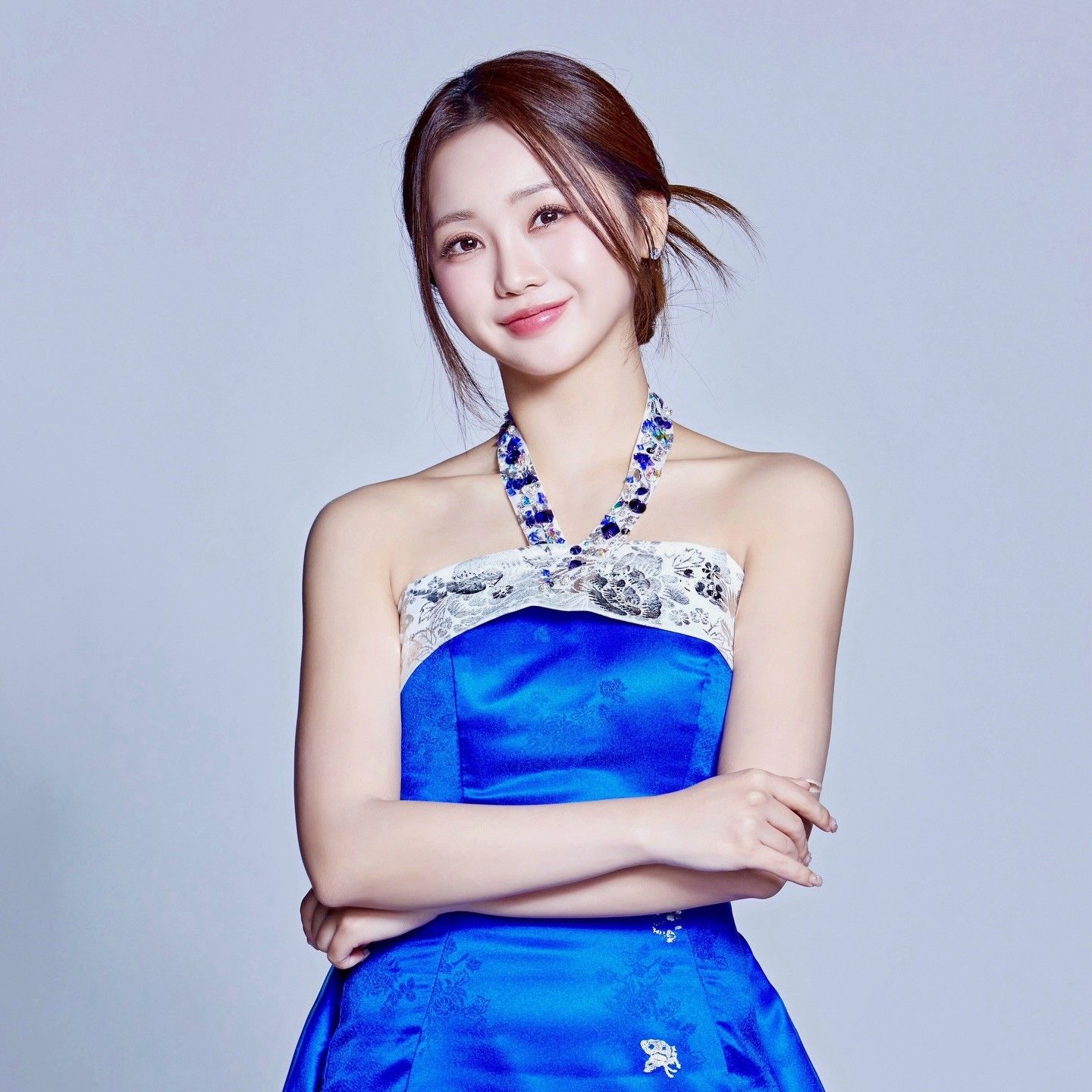 ホン・ジユンの最近の活動ショット