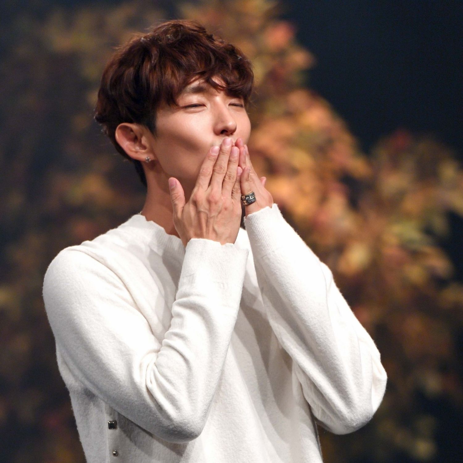 Latest photo of Lee Joongi