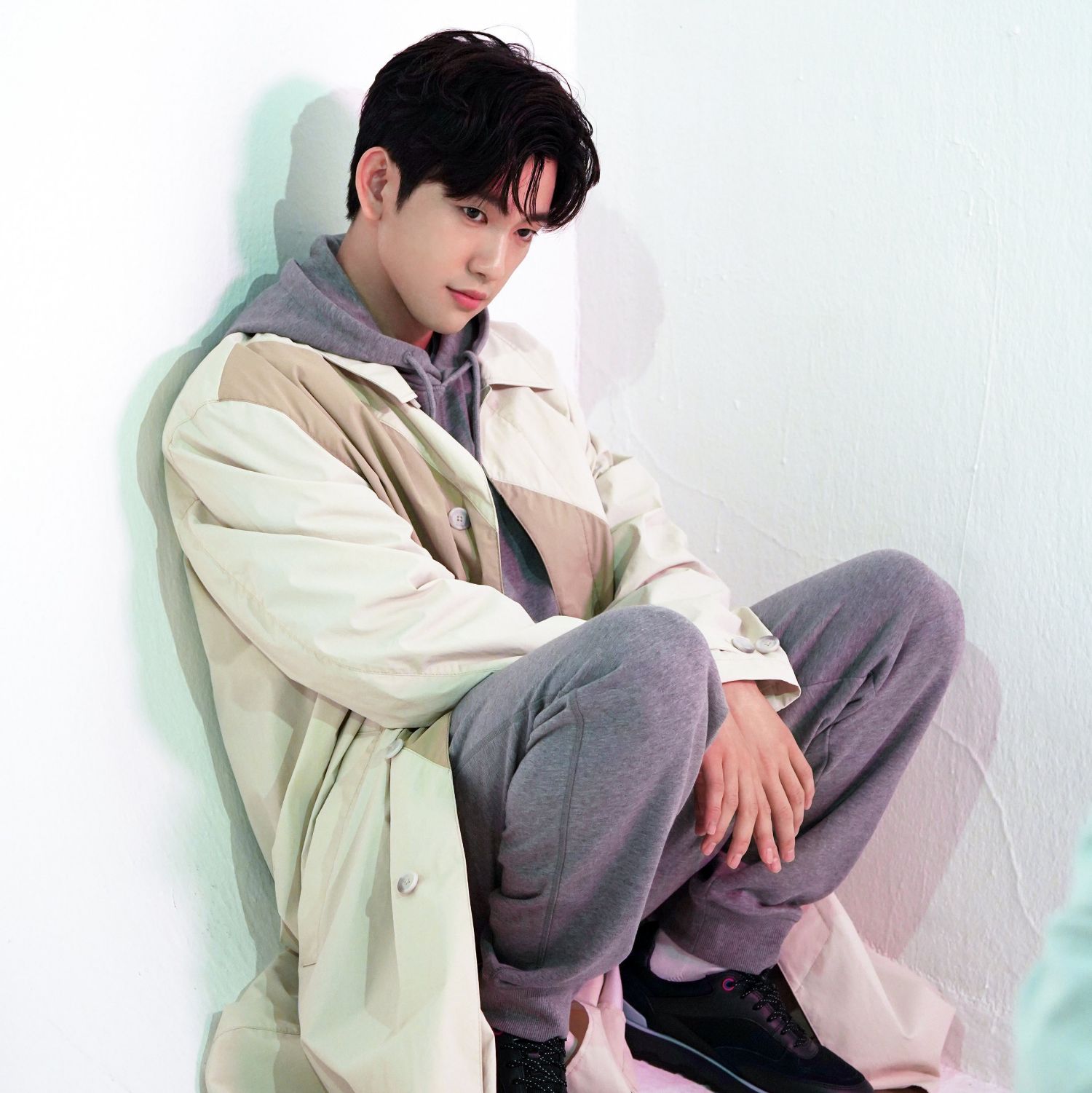 パク・ジニョンの最近の活動ショット