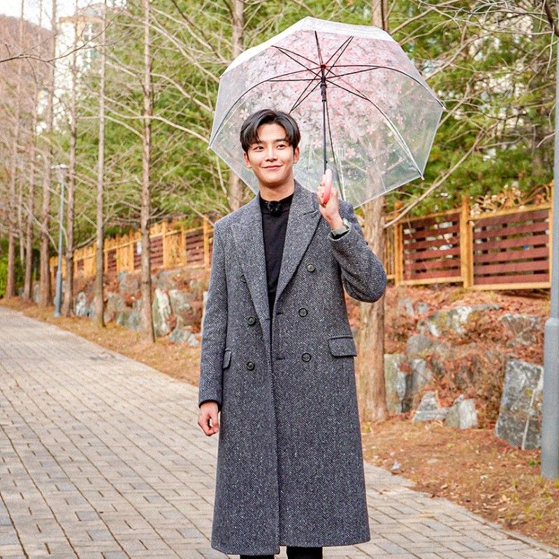 Foto terbaru dari Rowoon