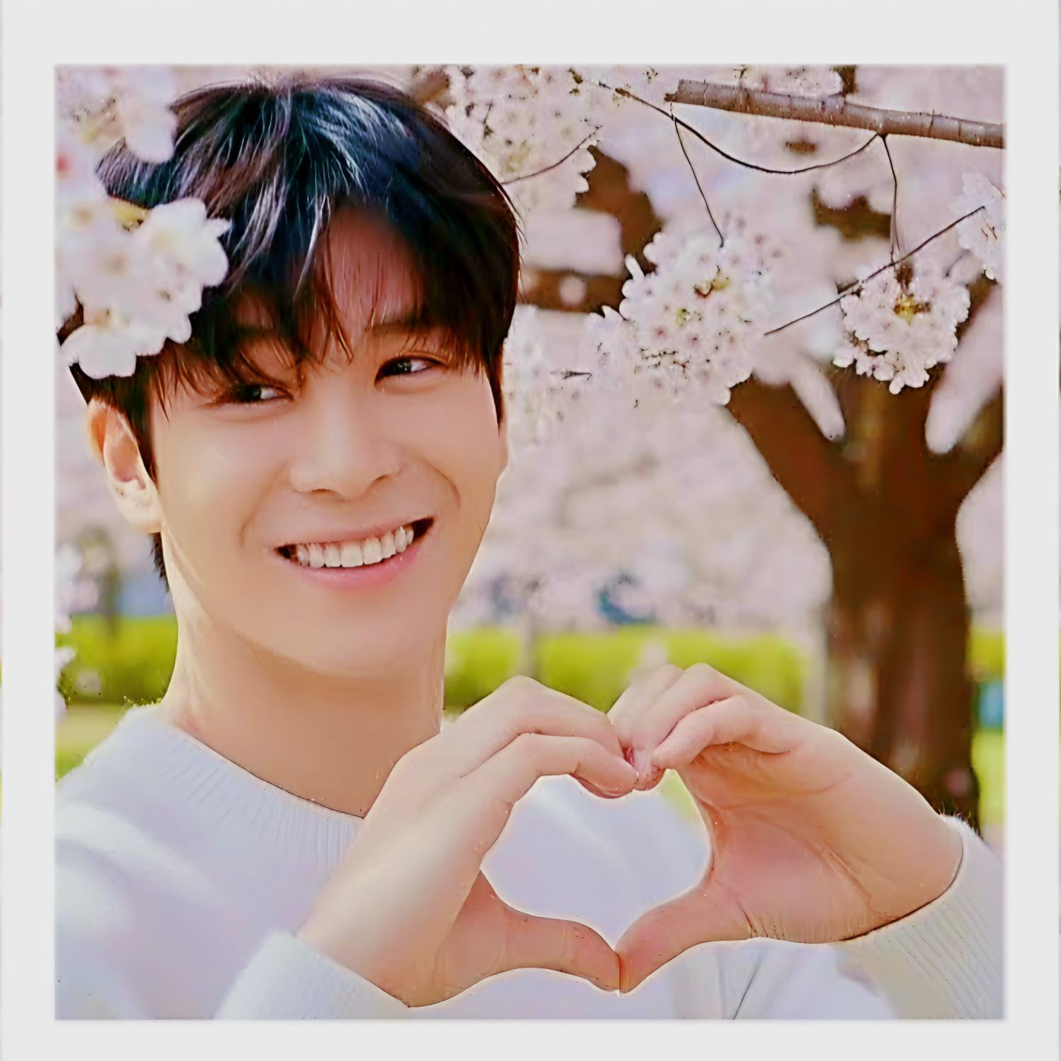 チョン・ドンウォンの最近の活動ショット