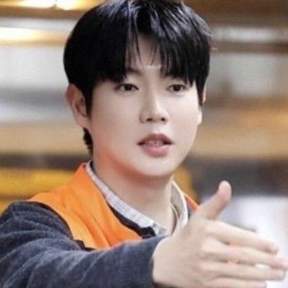 Latest photo of Son Taejin