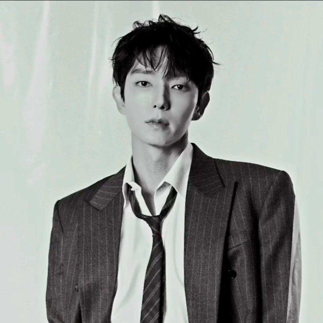 Latest photo of Lee Joongi
