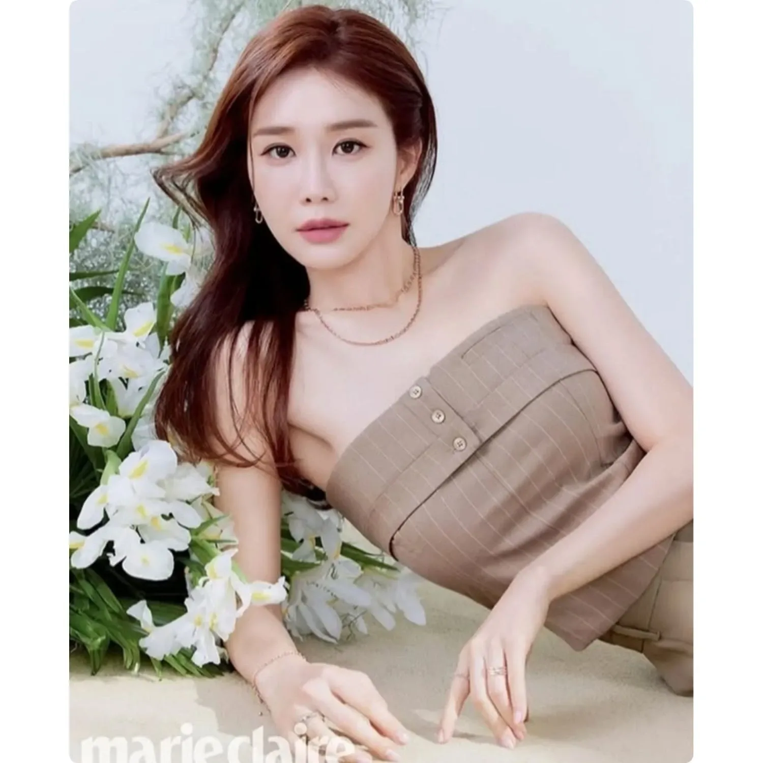 Behind-the-scenes cut of Yoo Inna