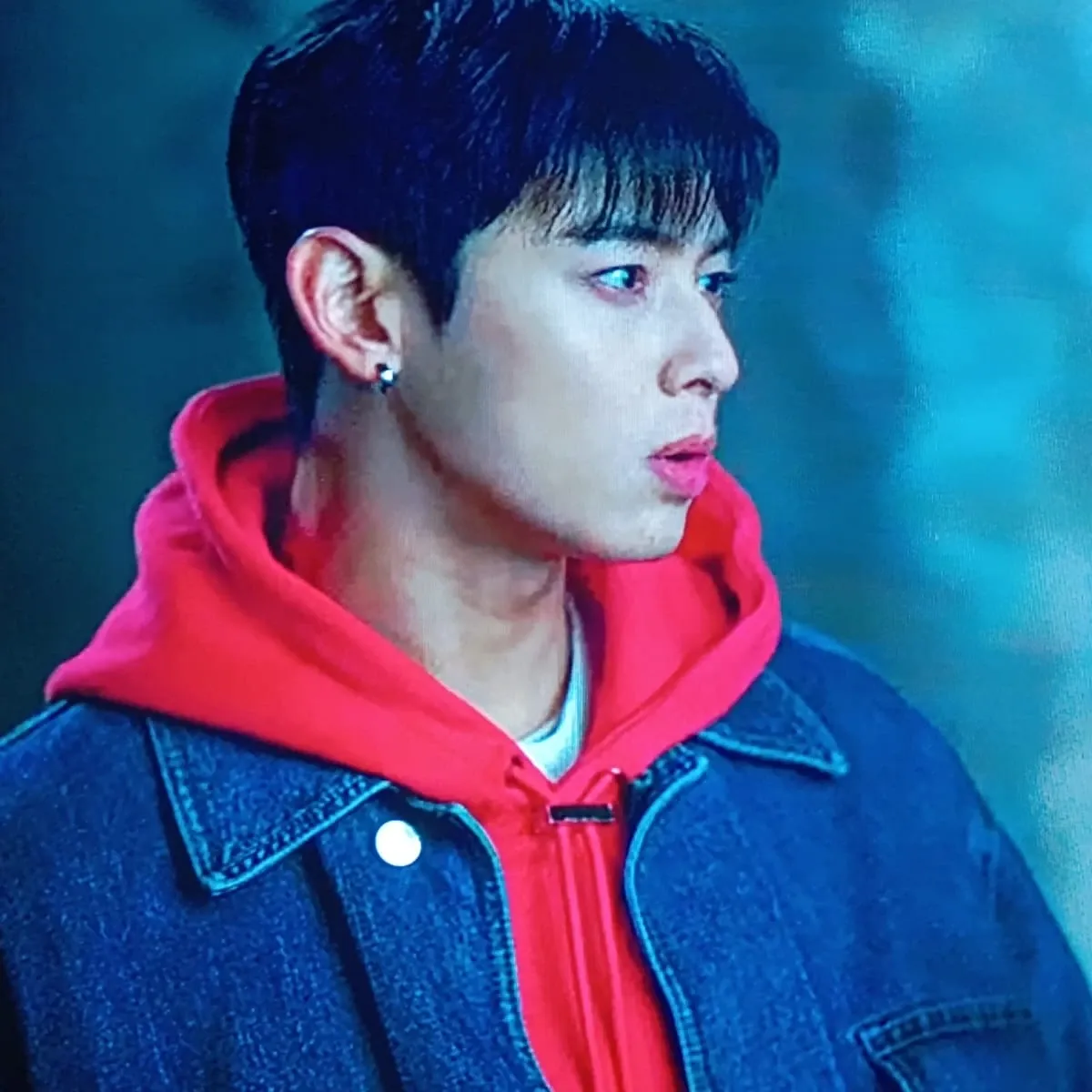 Recent activity shot of Cha Eunwoo