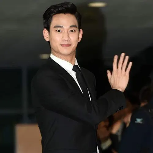 A moment captured by a fan of Kim Soohyun