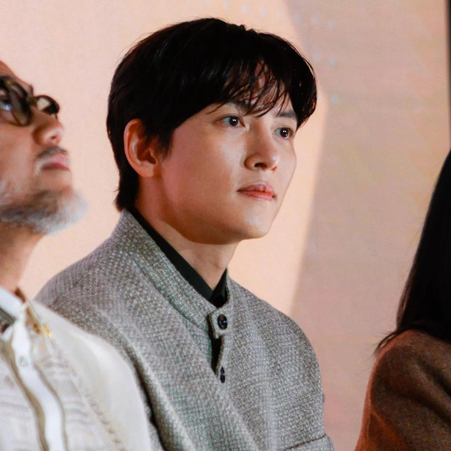 粉丝拍下的池昌旭瞬间