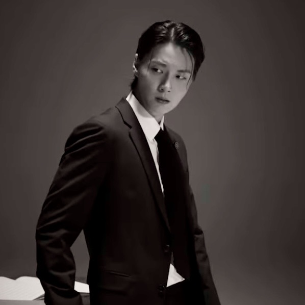 Recent activity shot of Yoon Shiyoon