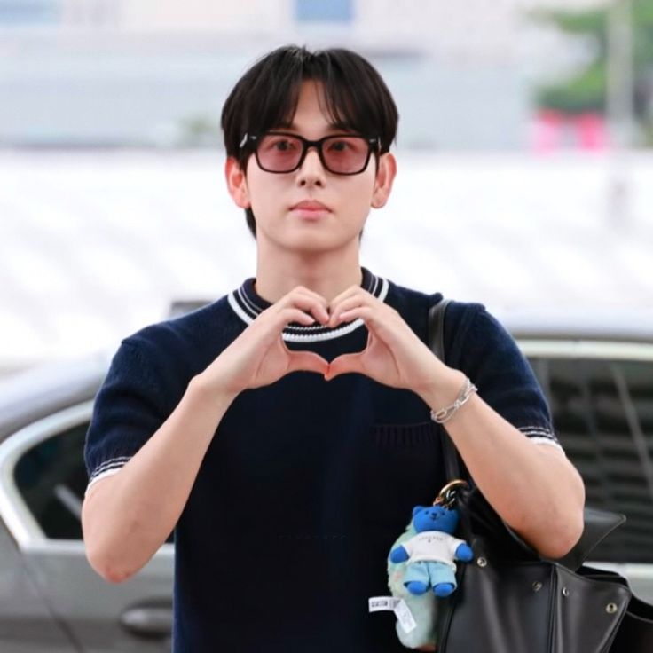 Behind-the-scenes cut of Yim Siwan