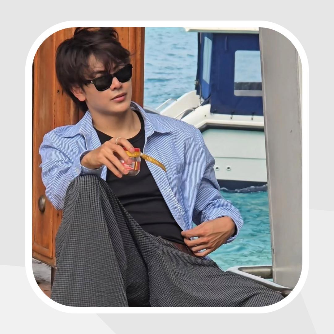 A moment captured by a fan of Joong Archen Aydin