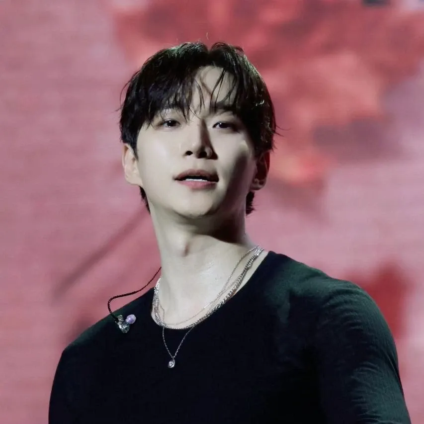 Foto terbaru dari Lee Junho