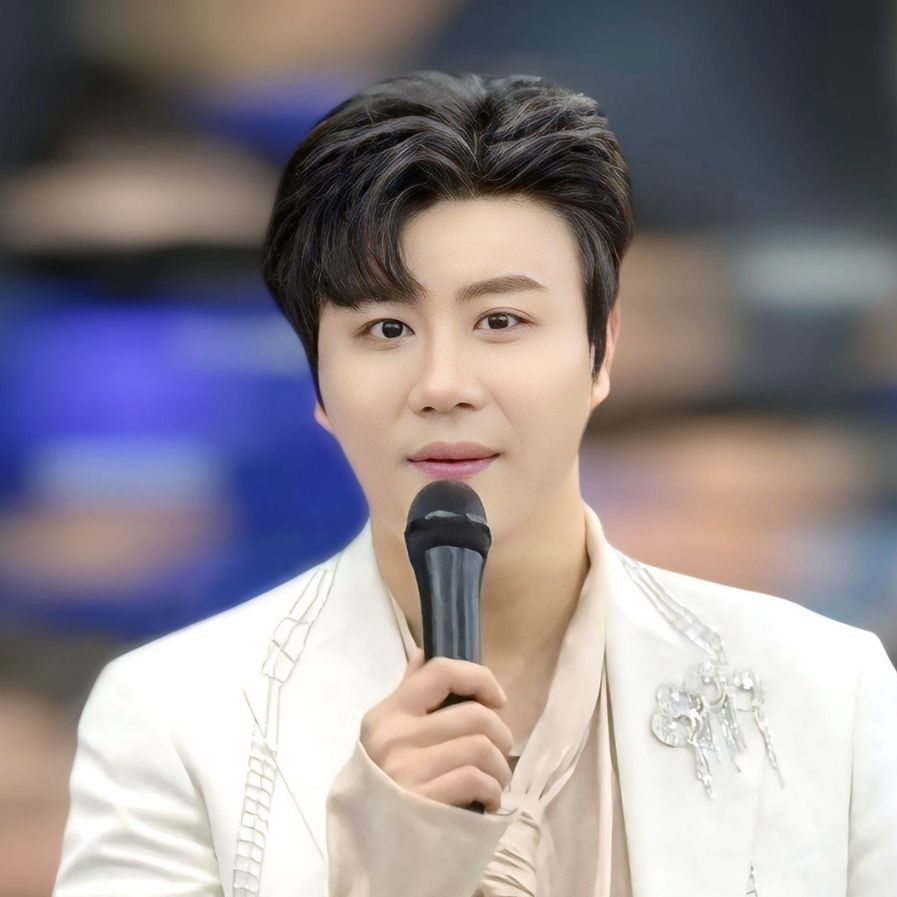 진해성의 비하인드 컷