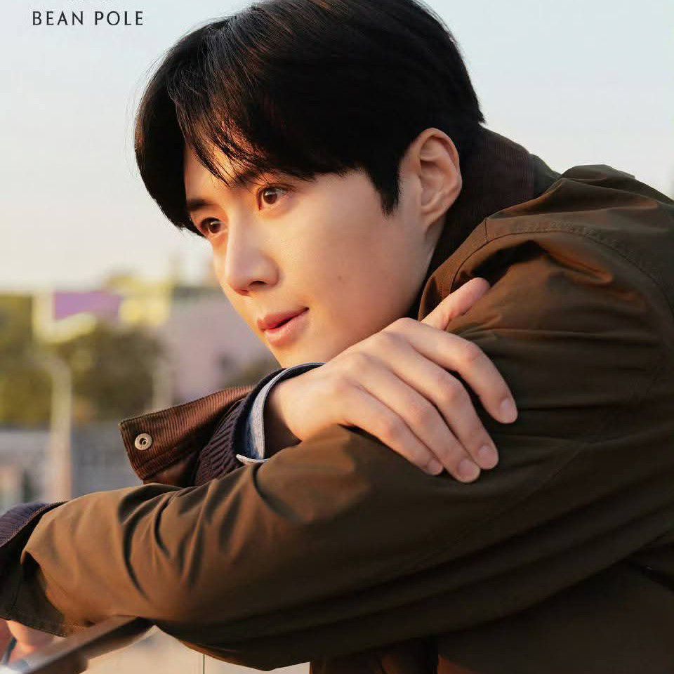 A moment captured by a fan of Kim Seonho