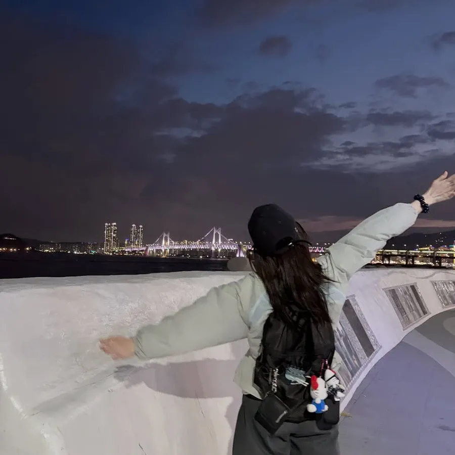 A moment captured by a fan of Jung Somin