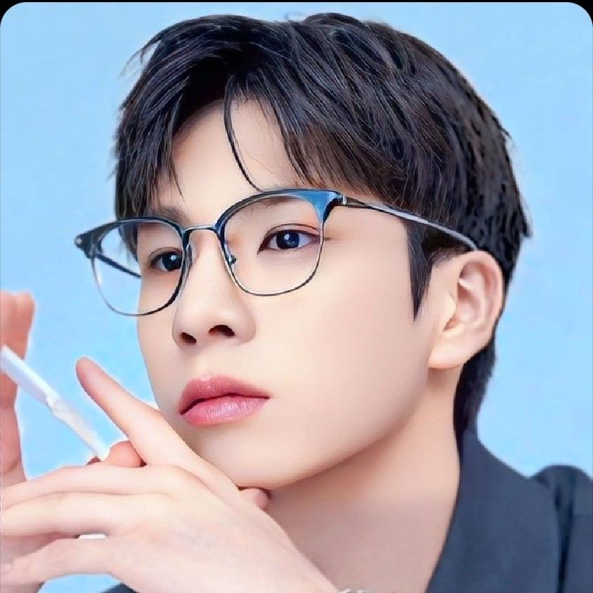 粉丝拍下的郑东元瞬间