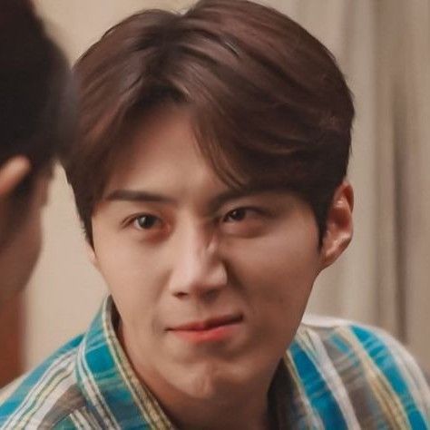 Behind-the-scenes cut of Kim Seonho