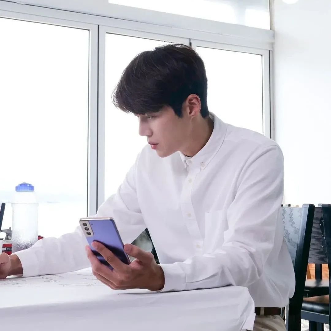 A moment captured by a fan of Kim Seonho