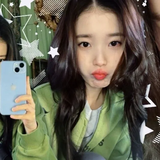 Foto terbaru dari IU