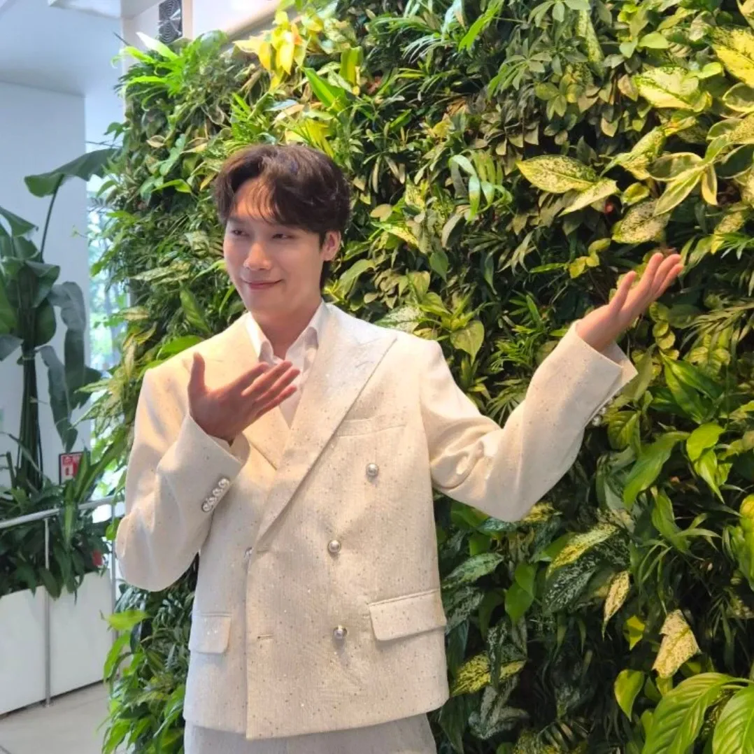 Latest photo of Choi Woojin