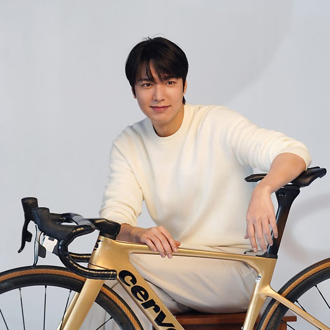 Behind-the-scenes cut of Lee Minho