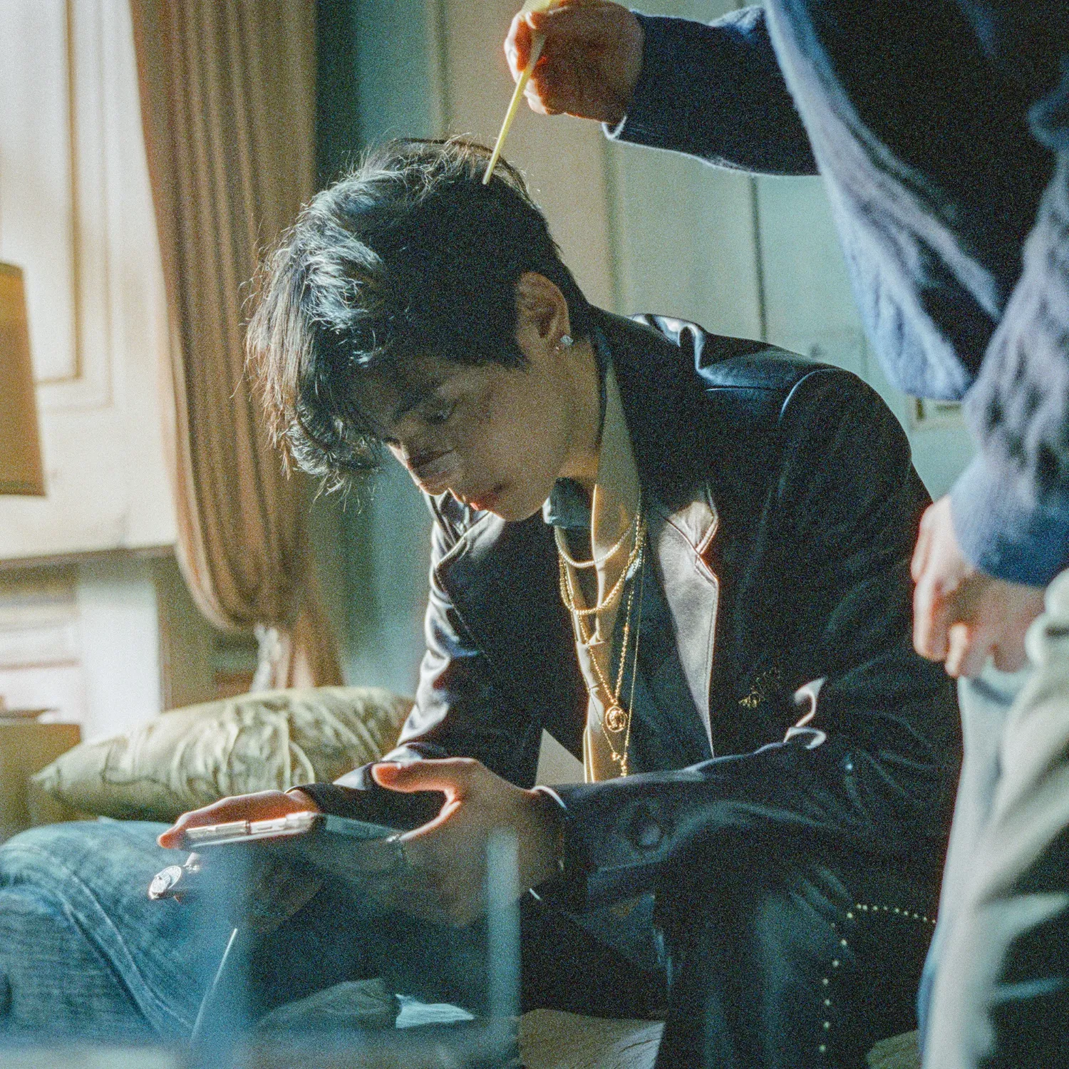 Behind-the-scenes cut of Kim Taehyung (V)